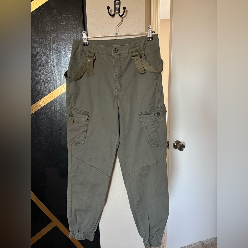 Womens Hesperus Olive Cargo Pants